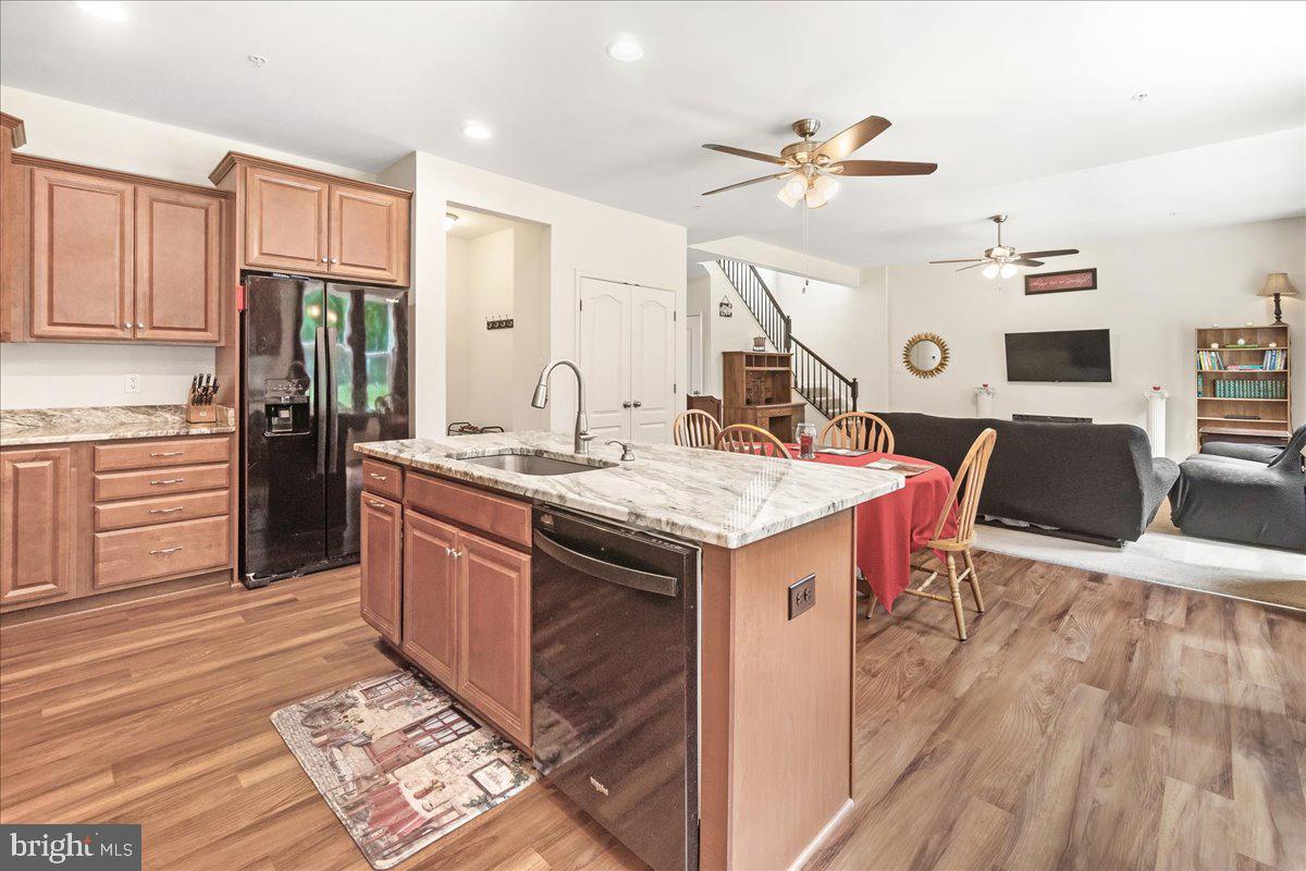 3502 Franks Ter