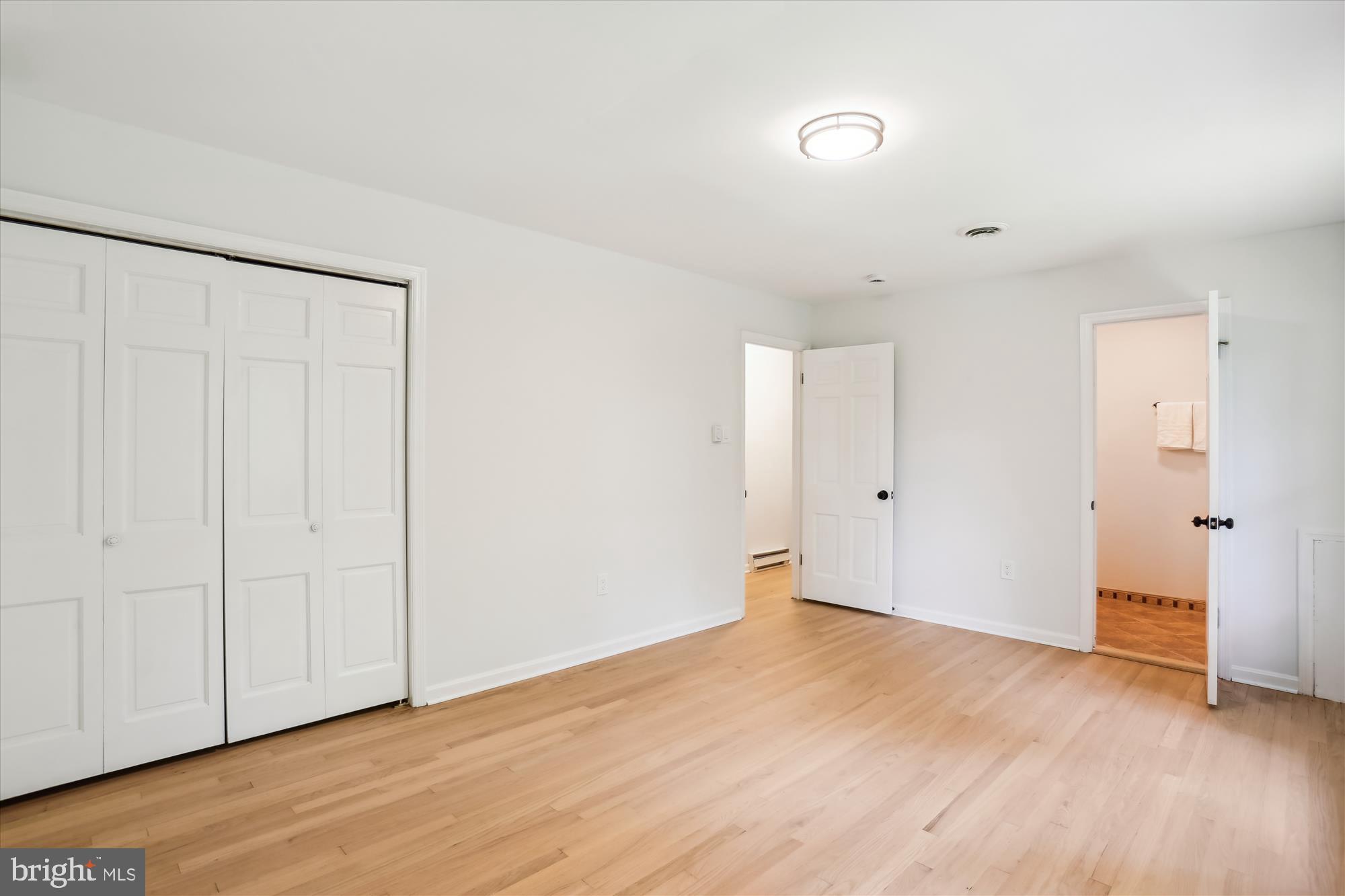 5409 Woodlyn Ct