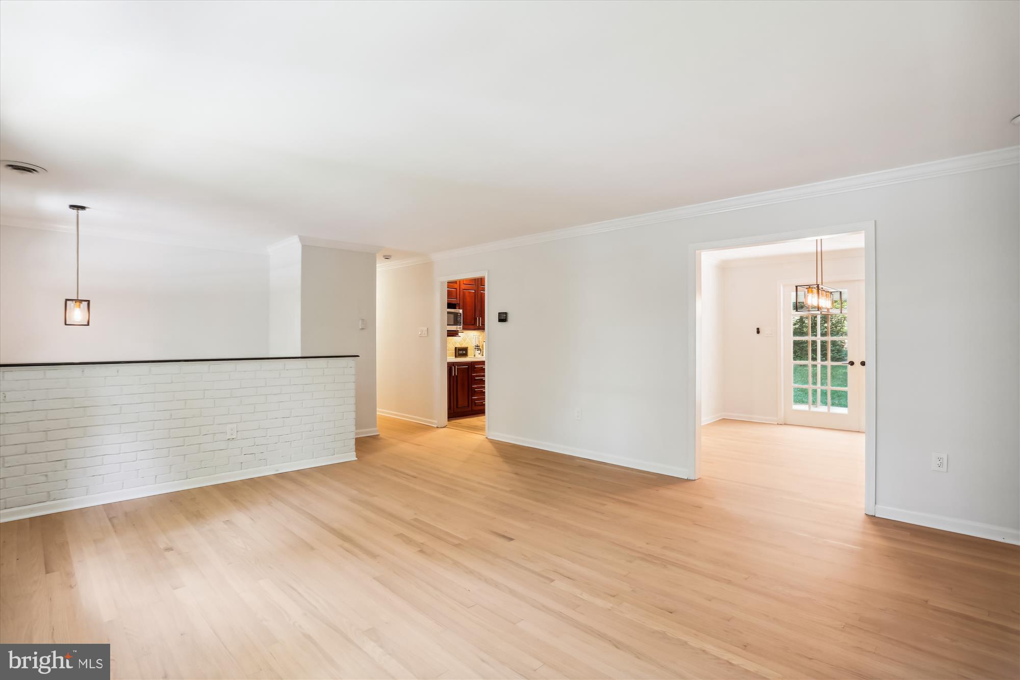 5409 Woodlyn Ct
