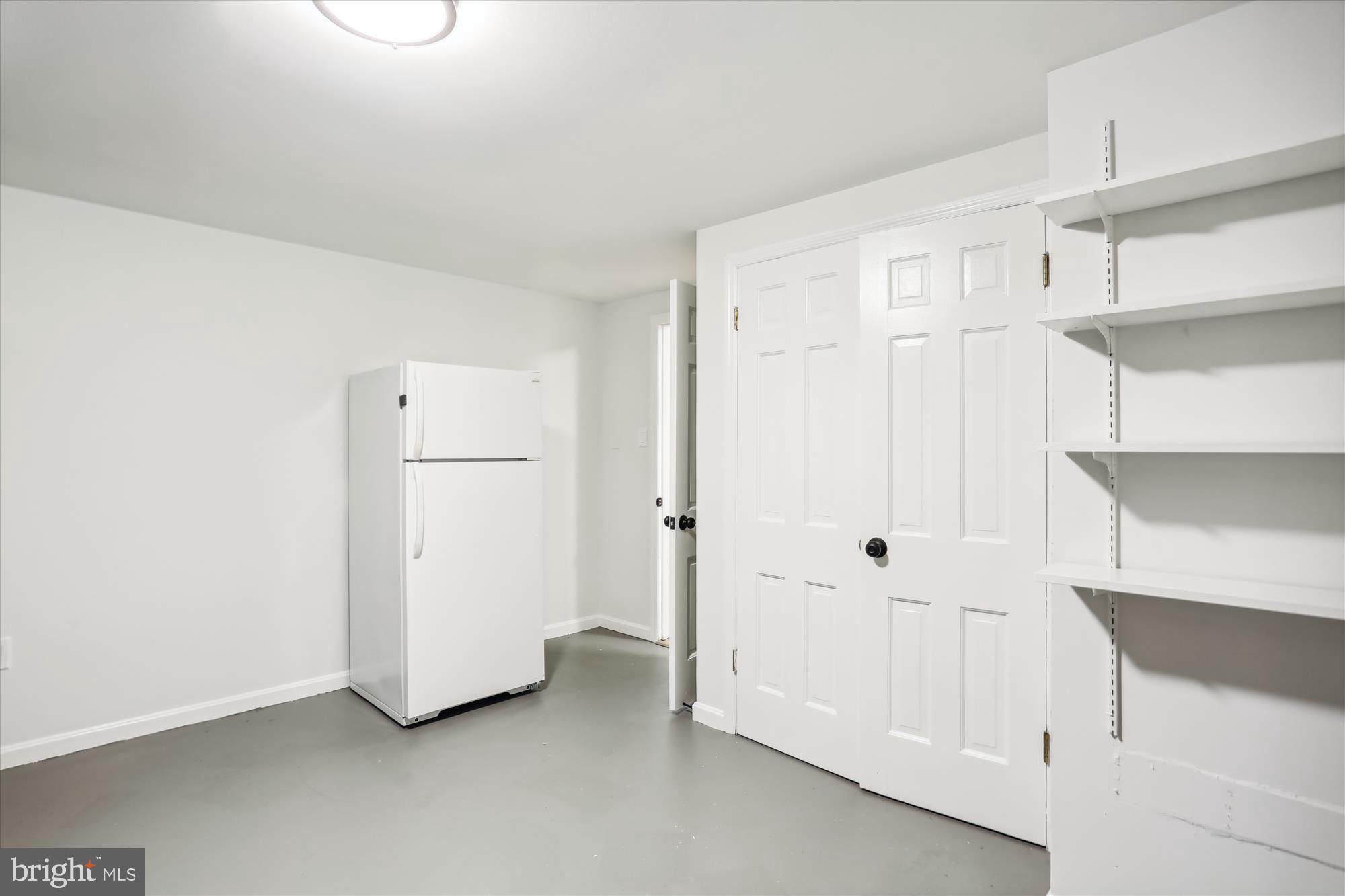 5409 Woodlyn Ct