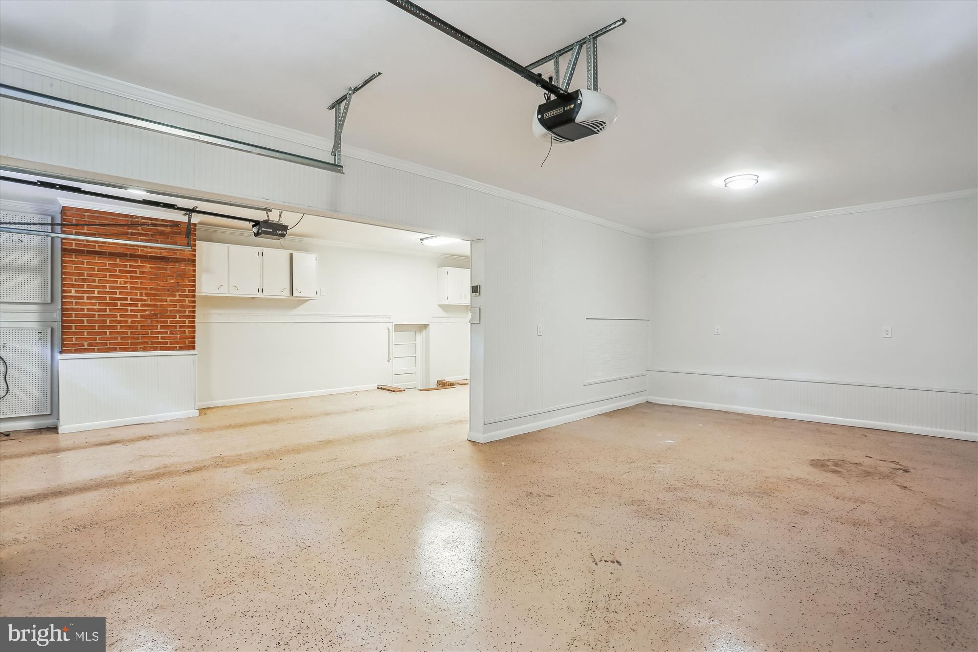 5409 Woodlyn Ct