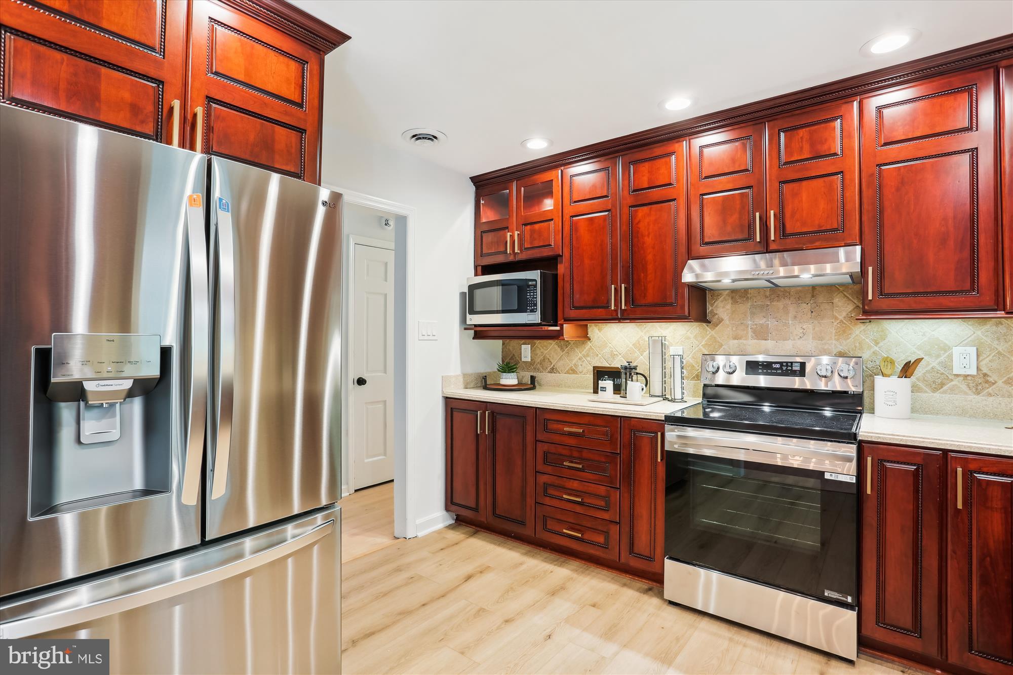 5409 Woodlyn Ct