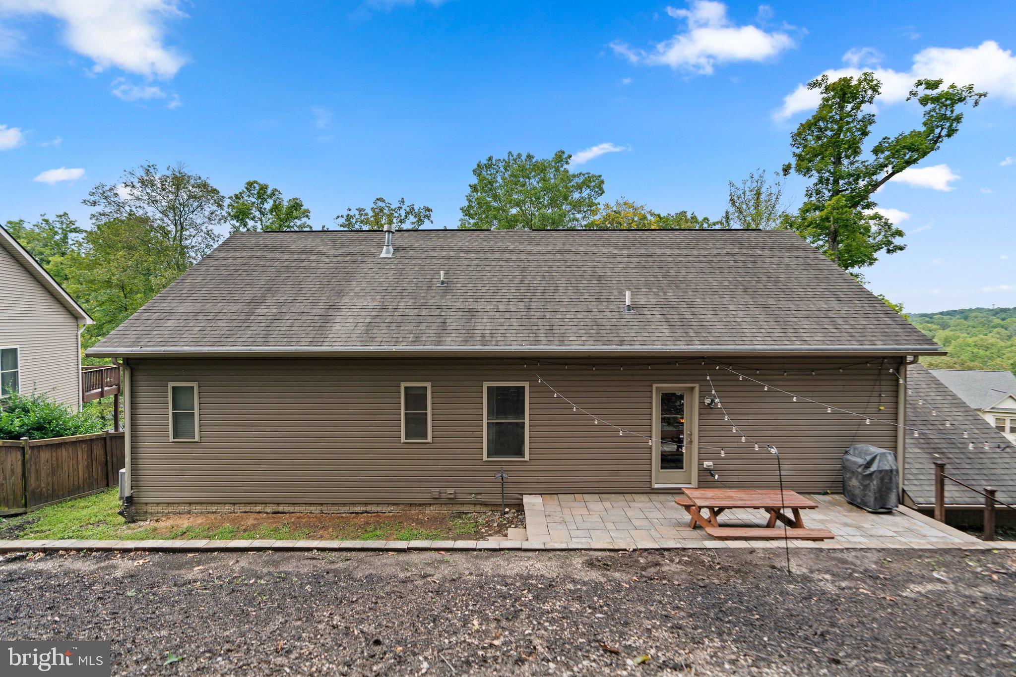 6607 W Lakeridge Rd