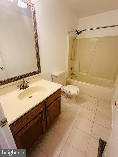 2414 DUNMORE CT