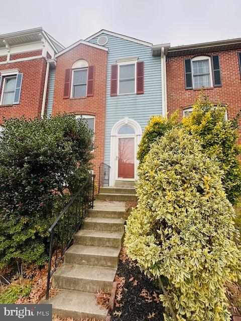 2414 DUNMORE CT