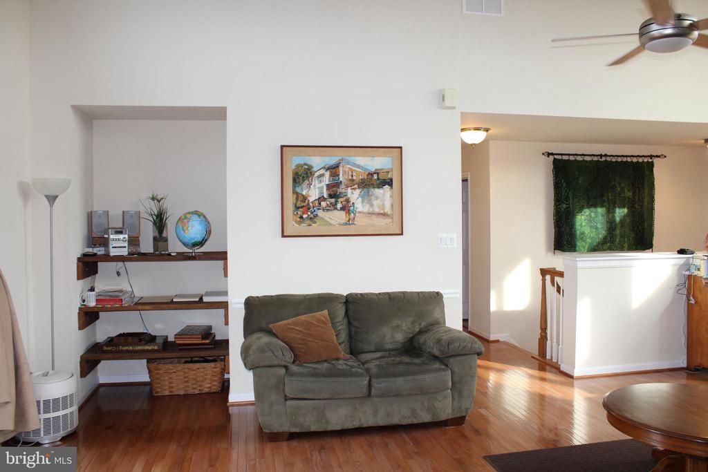 12332 WOODSBORO PIKE