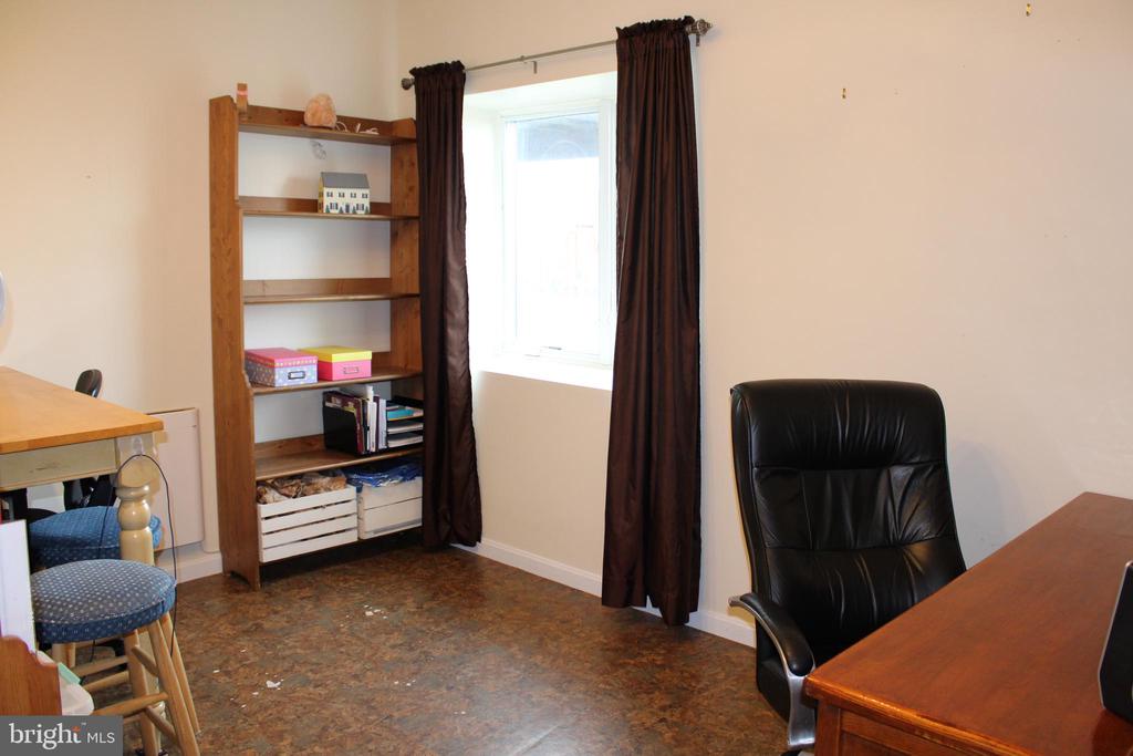 12332 WOODSBORO PIKE