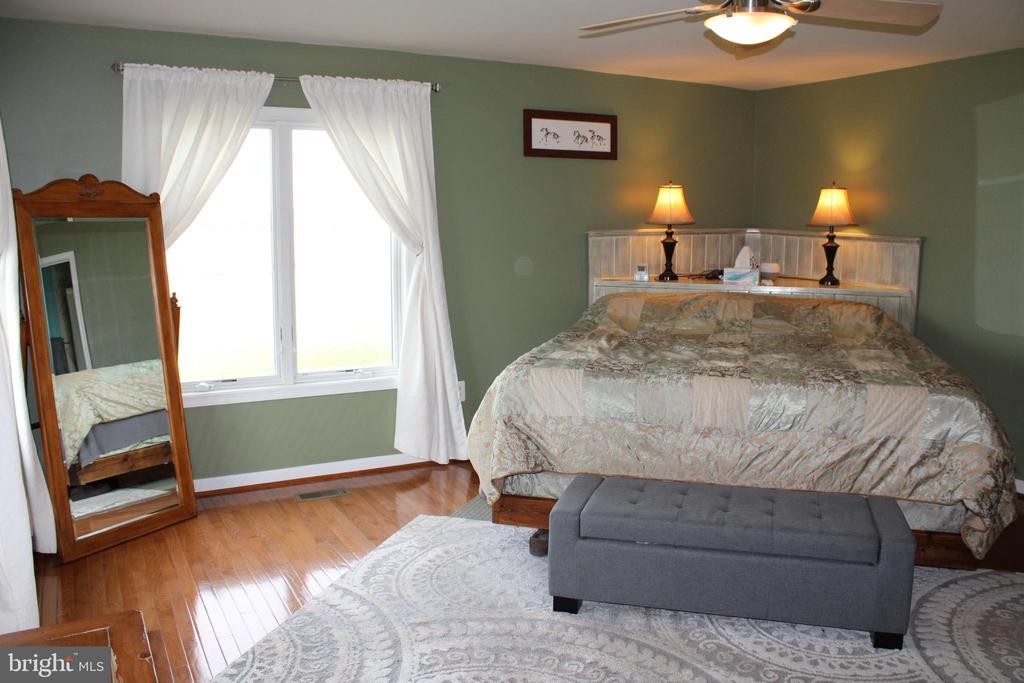 12332 WOODSBORO PIKE