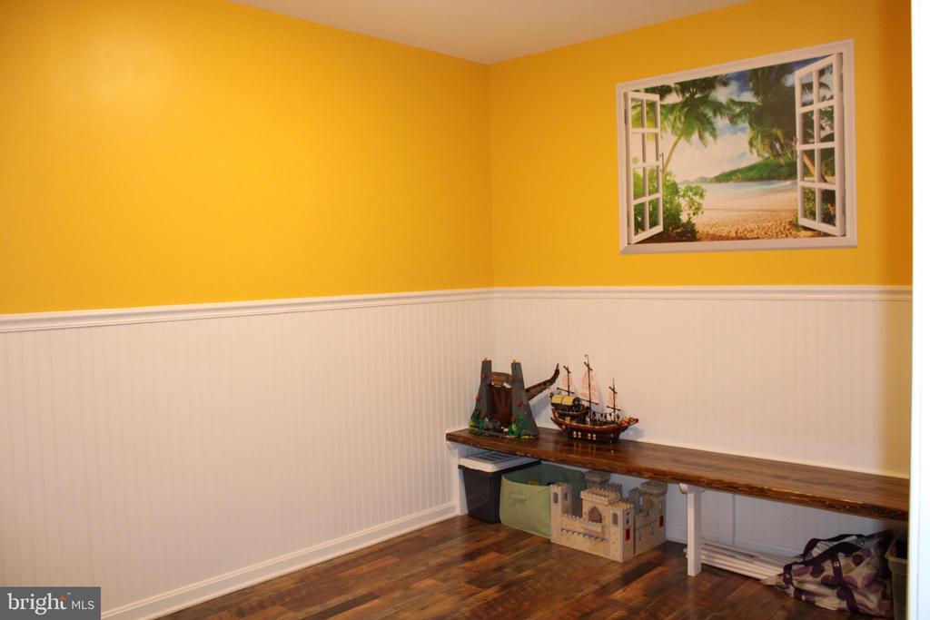 12332 WOODSBORO PIKE