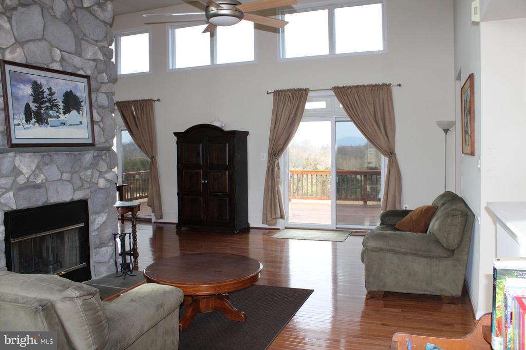 12332 WOODSBORO PIKE