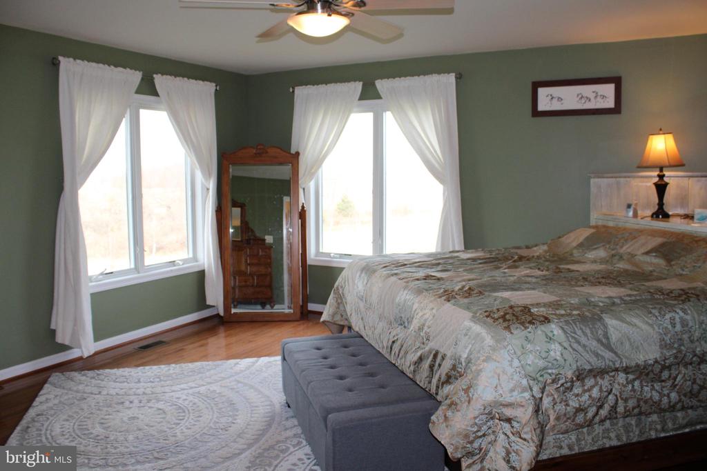 12332 WOODSBORO PIKE
