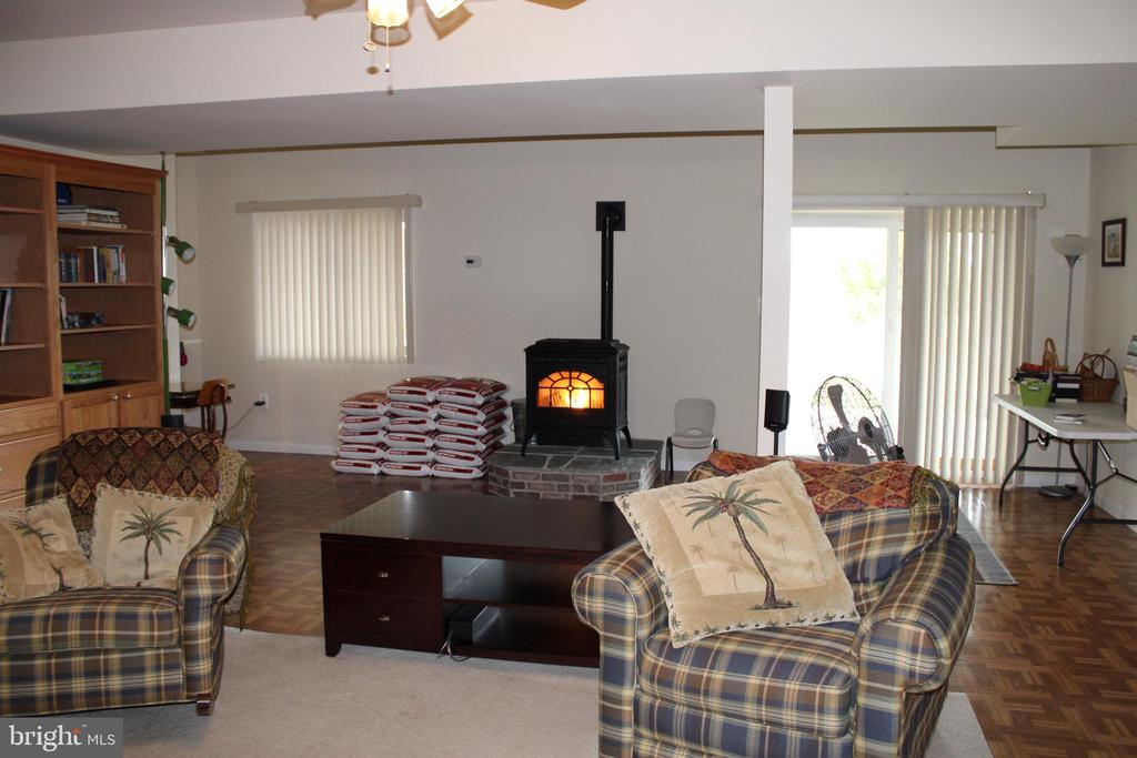 12332 WOODSBORO PIKE