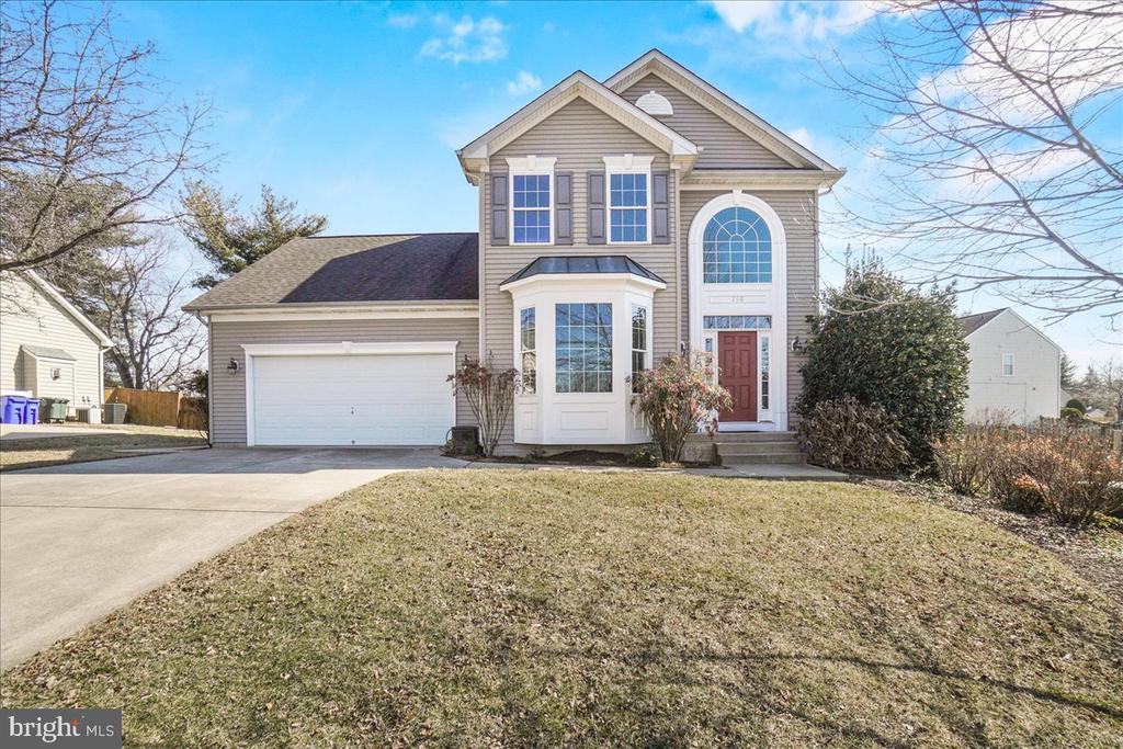 598 Swallowtail Dr