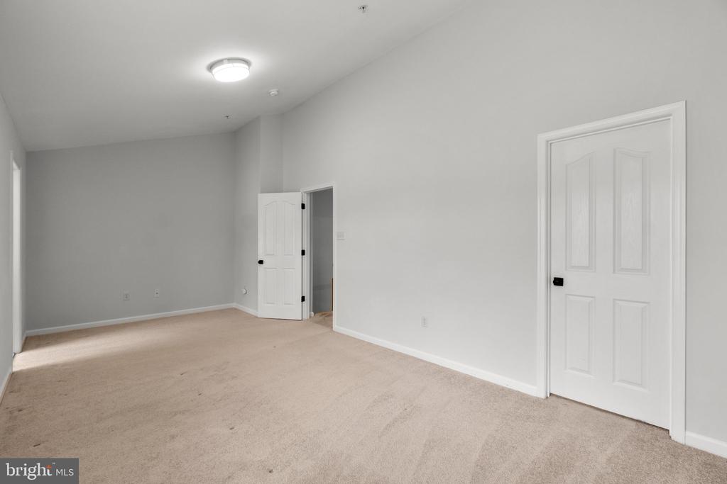 2049 Buell Dr