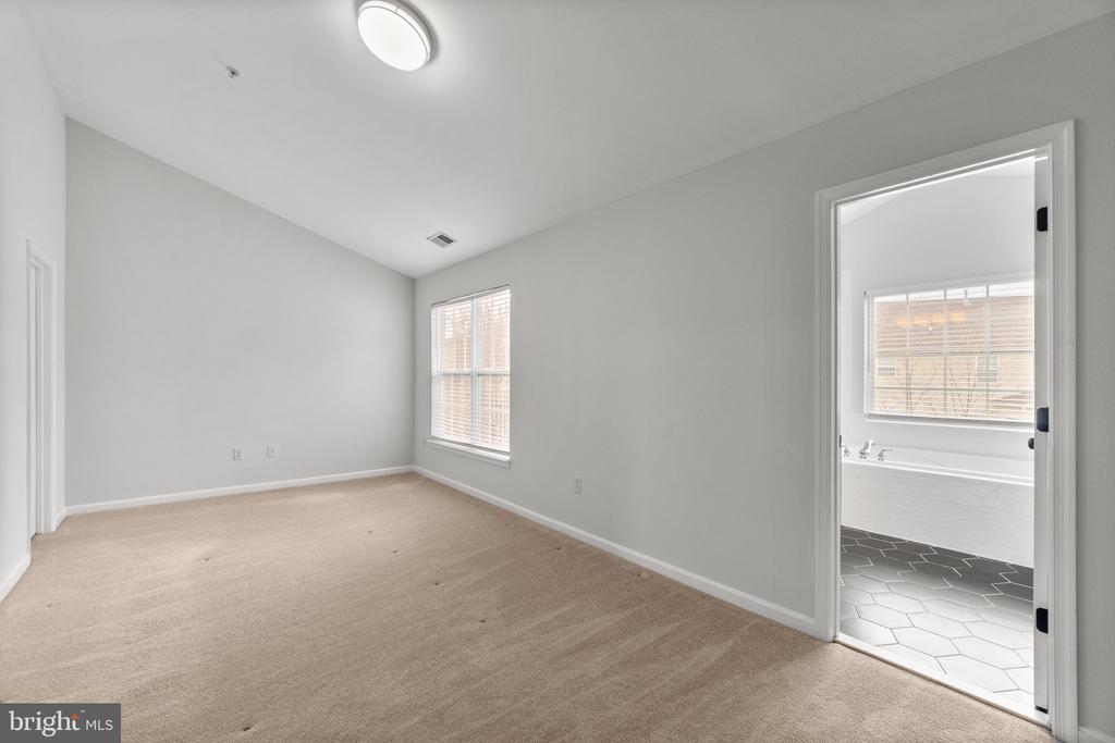 2049 Buell Dr