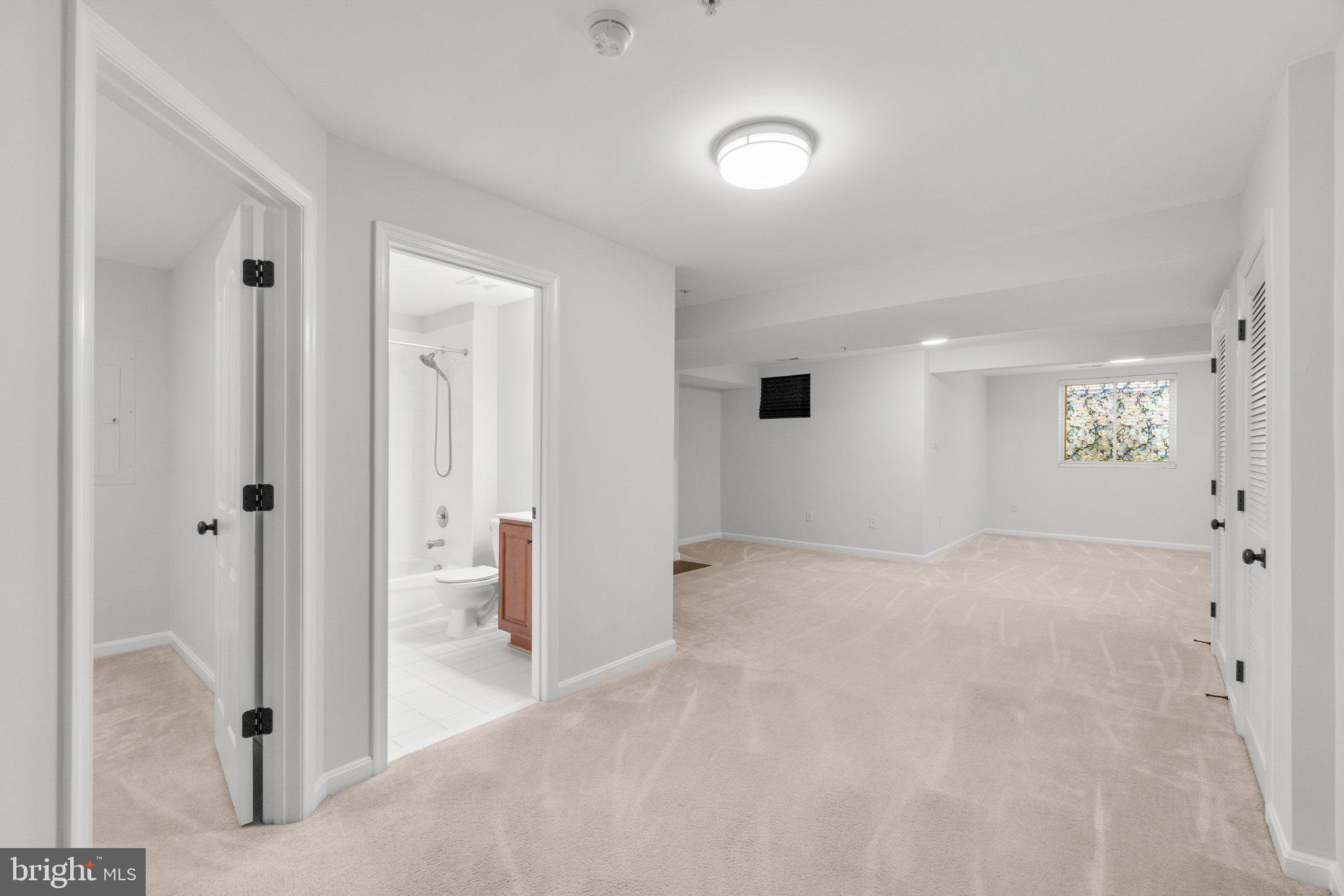 2049 Buell Dr