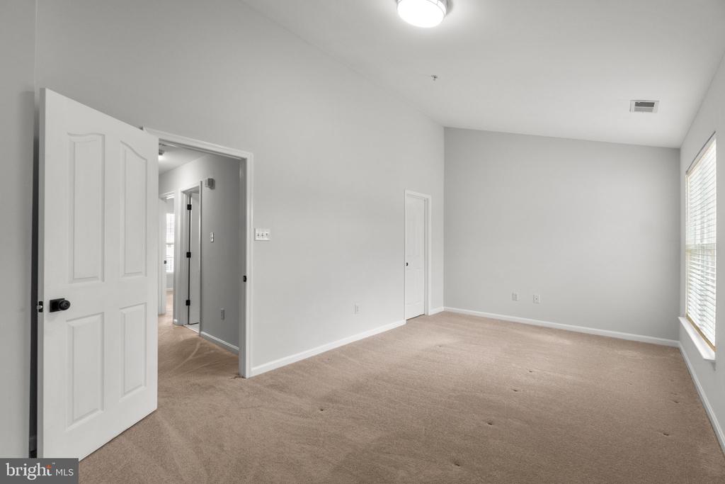 2049 Buell Dr