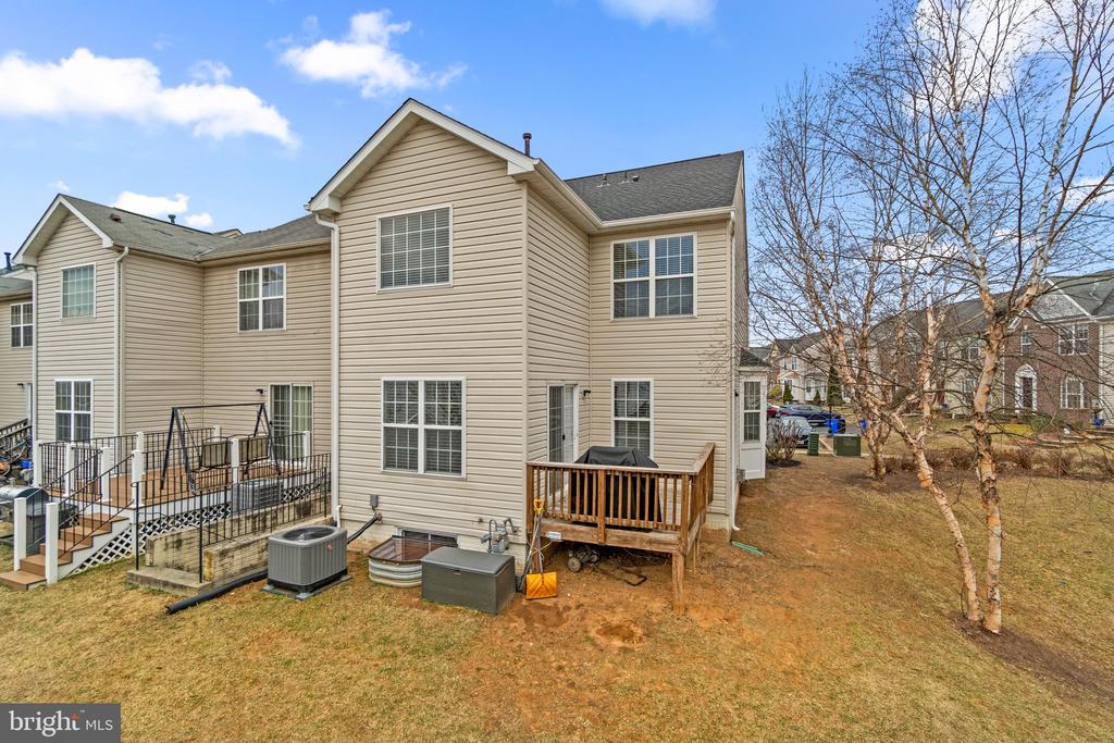 2049 Buell Dr