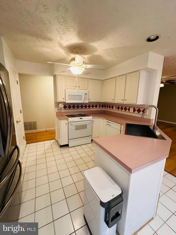 6343 SPRINGWATER TER #1023