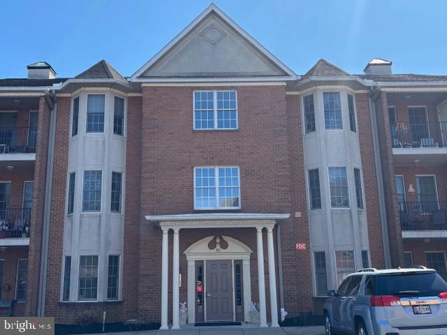 11 ROSEWOOD COURT 101