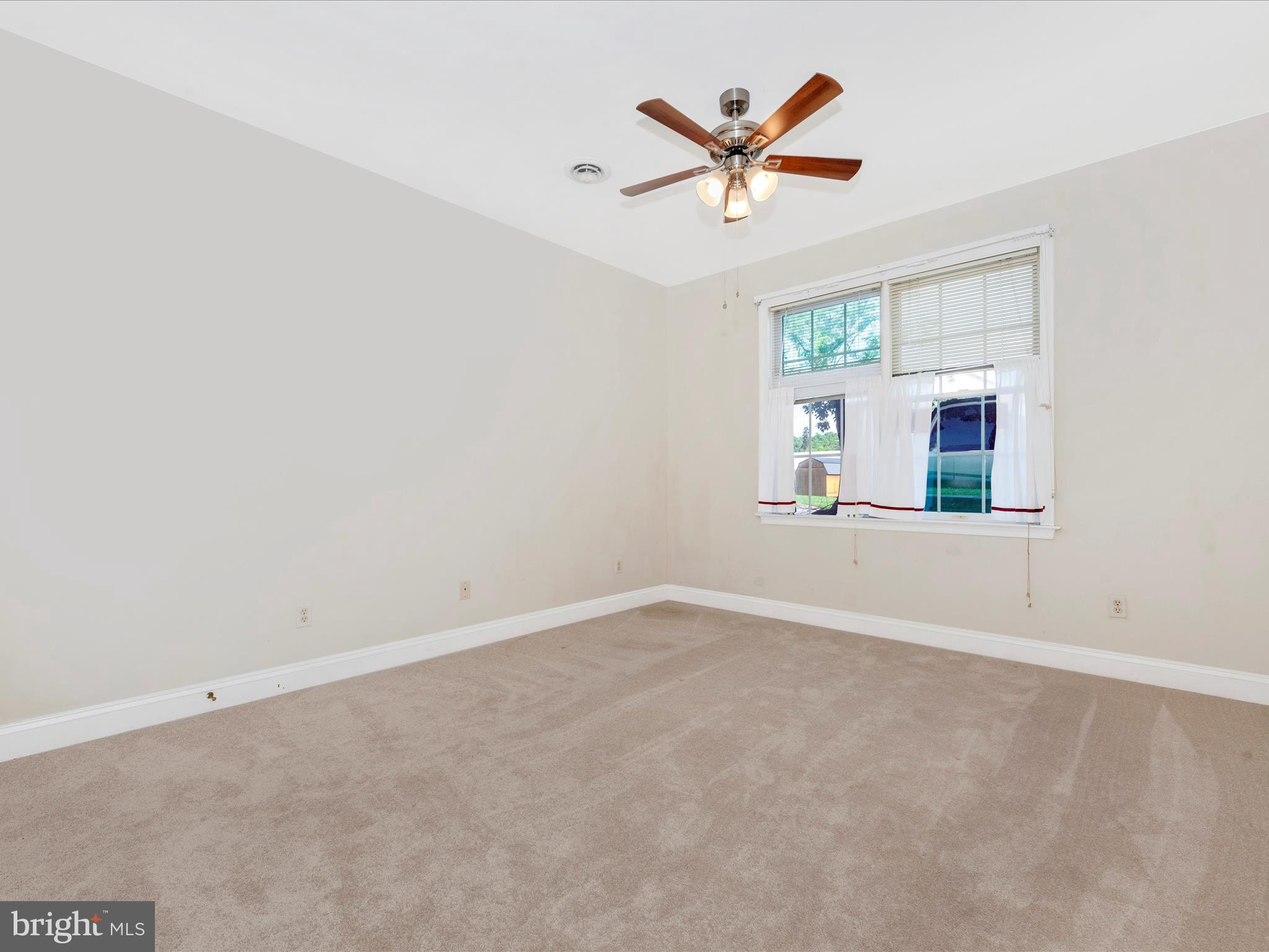 11 ROSEWOOD COURT 101