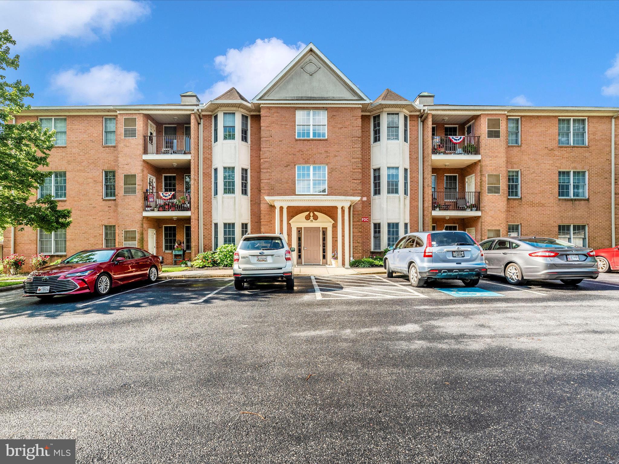11 ROSEWOOD COURT 101