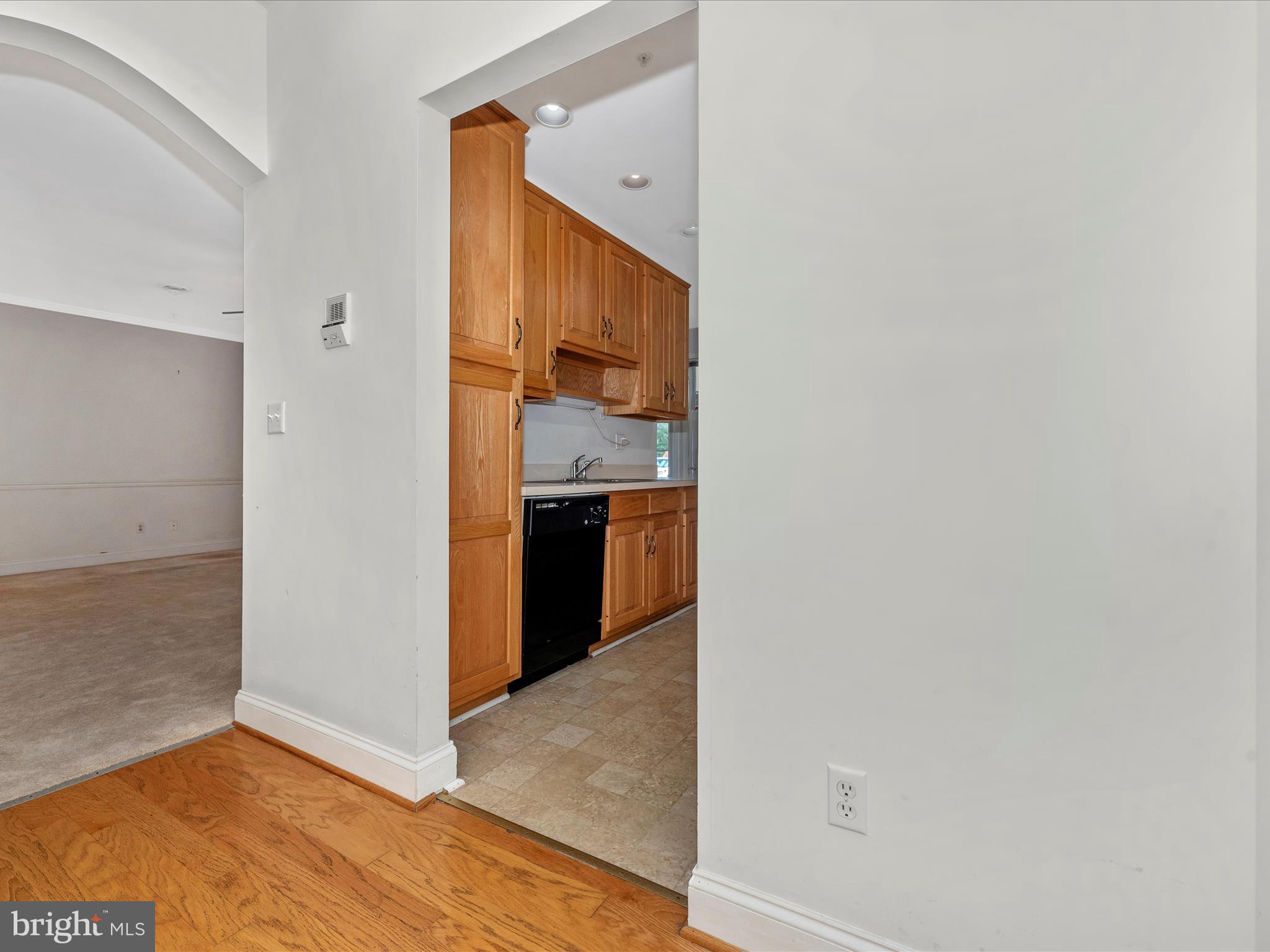 11 ROSEWOOD COURT 101