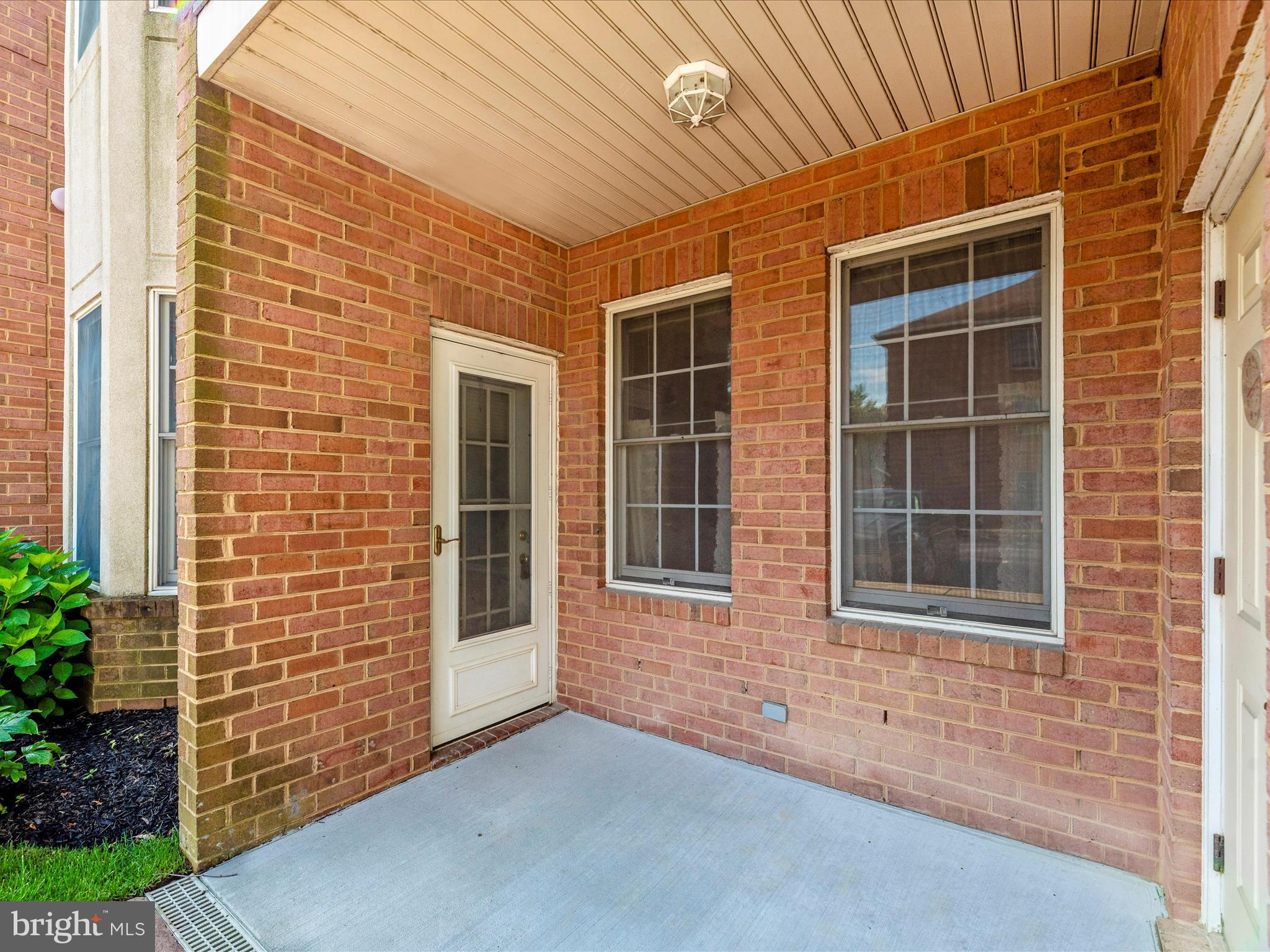 11 ROSEWOOD COURT 101