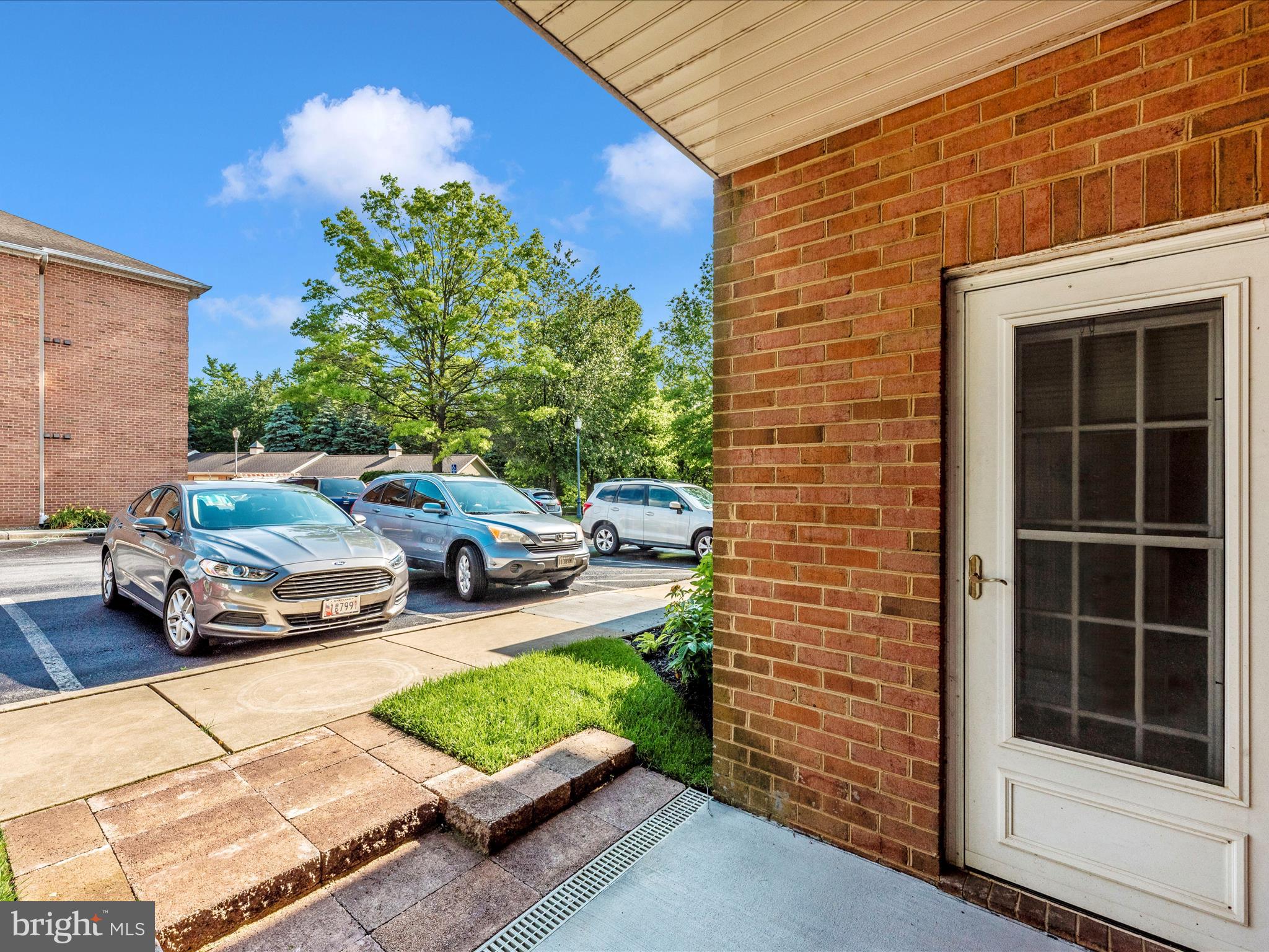 11 ROSEWOOD COURT 101