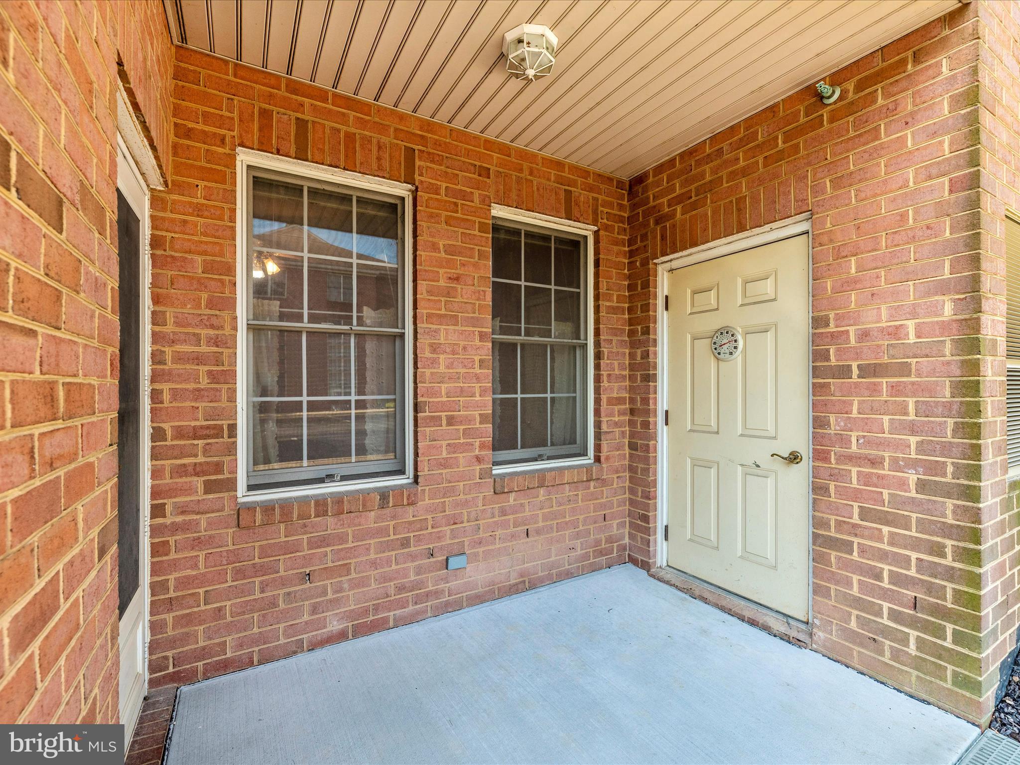 11 ROSEWOOD COURT 101