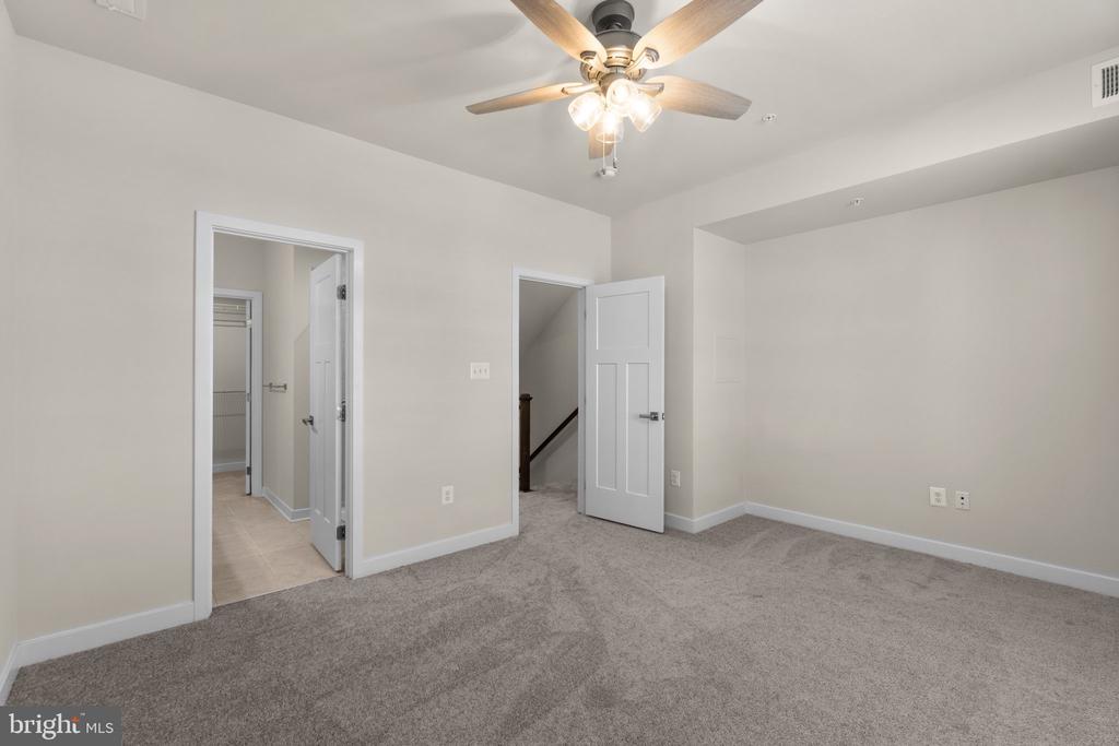 5278 Black Locust Dr