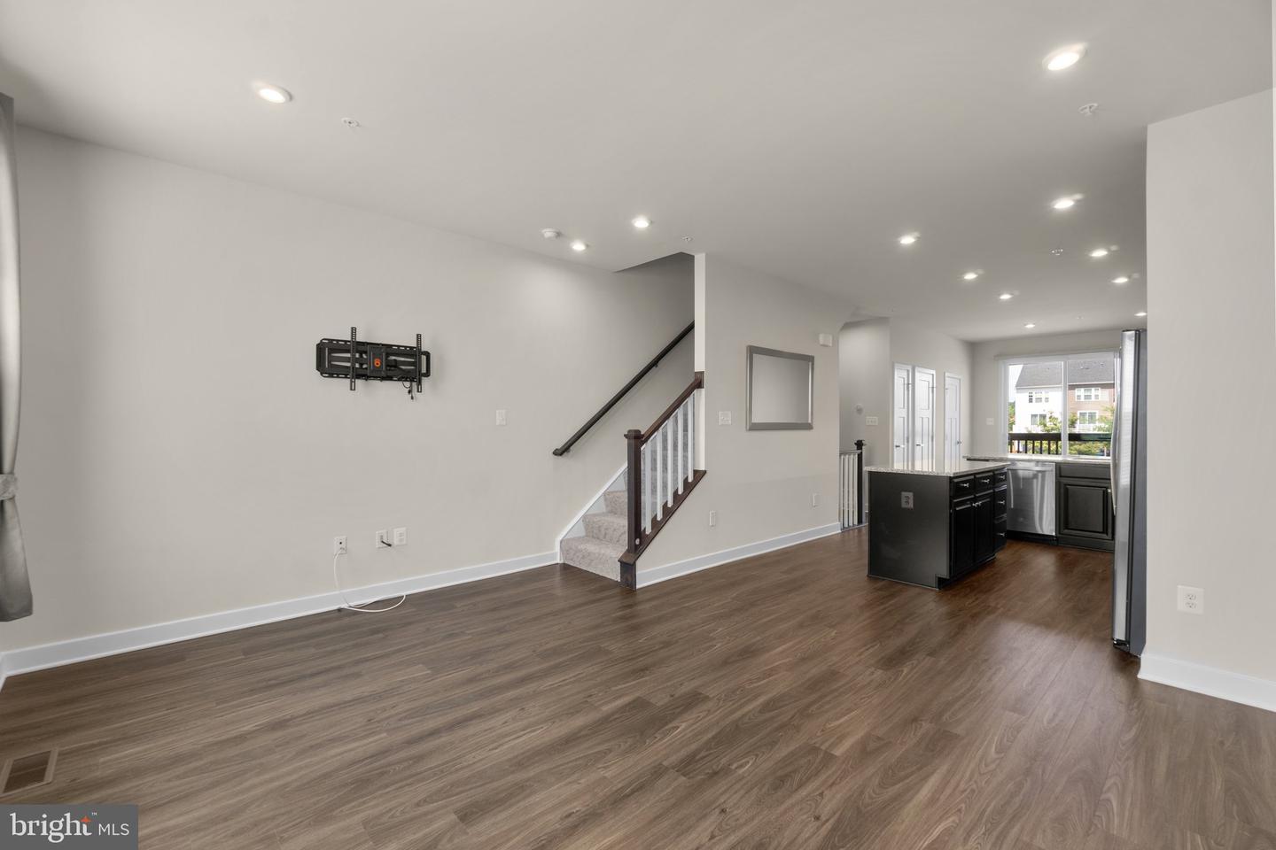 5278 Black Locust Dr