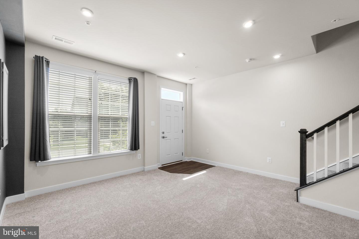 5278 Black Locust Dr