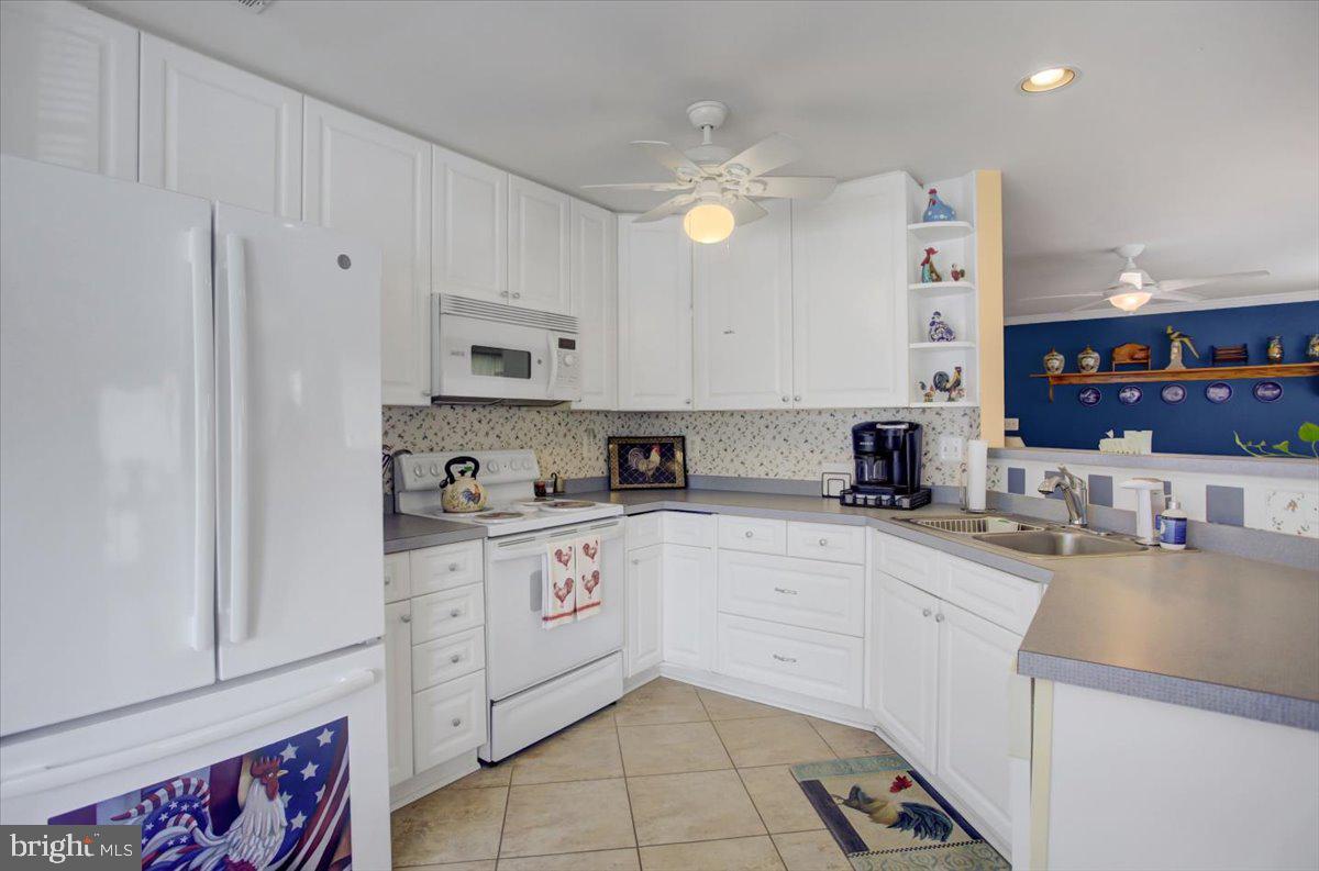 2100 YATES DRIVE 6 1A