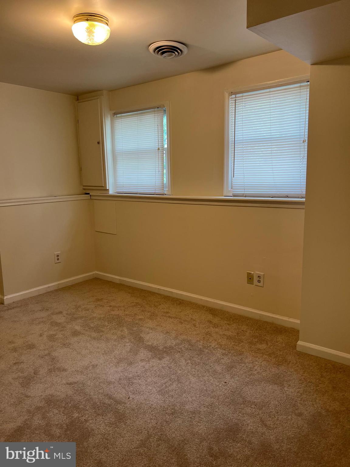 5605 RIVENDELL PL