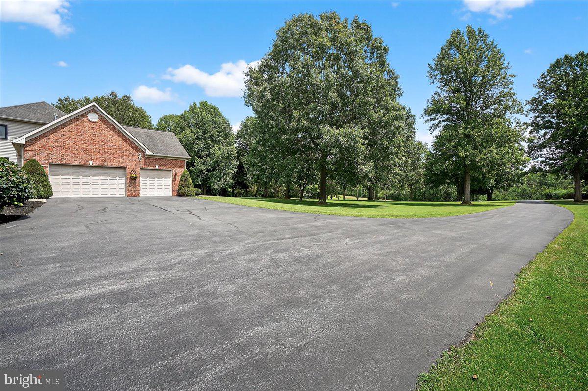 8418 Peters Rd