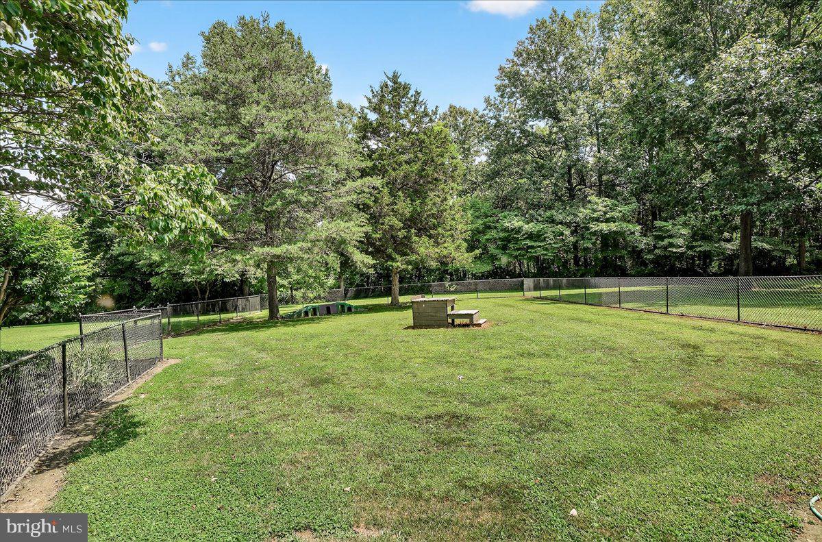 8418 Peters Rd