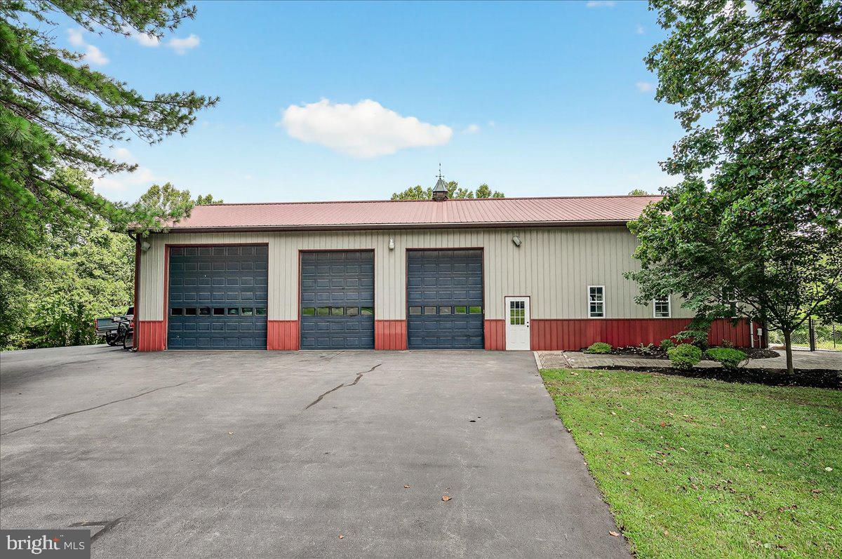 8418 Peters Rd