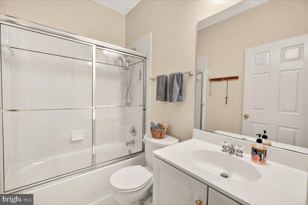 8418 Peters Rd