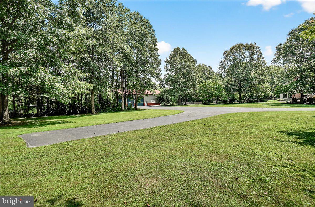 8418 Peters Rd