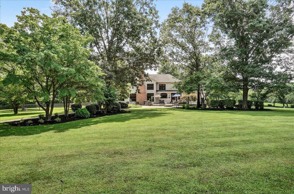 8418 Peters Rd