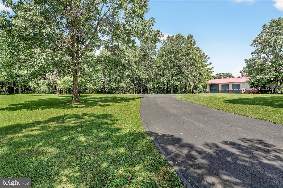 8418 Peters Rd