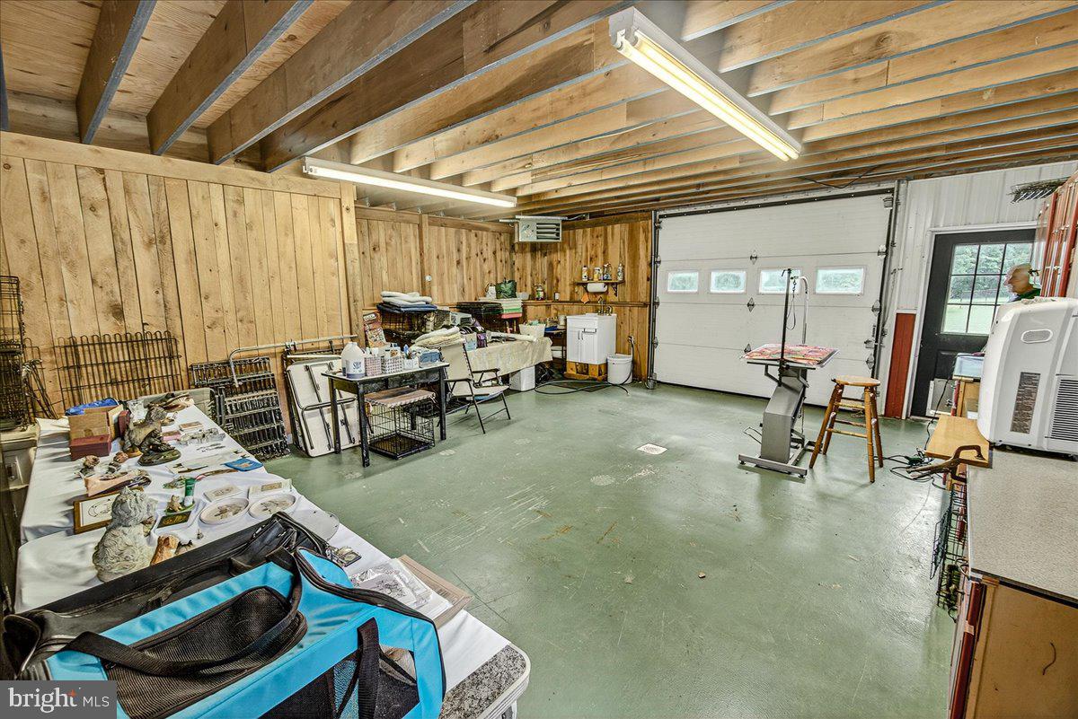 8418 Peters Rd