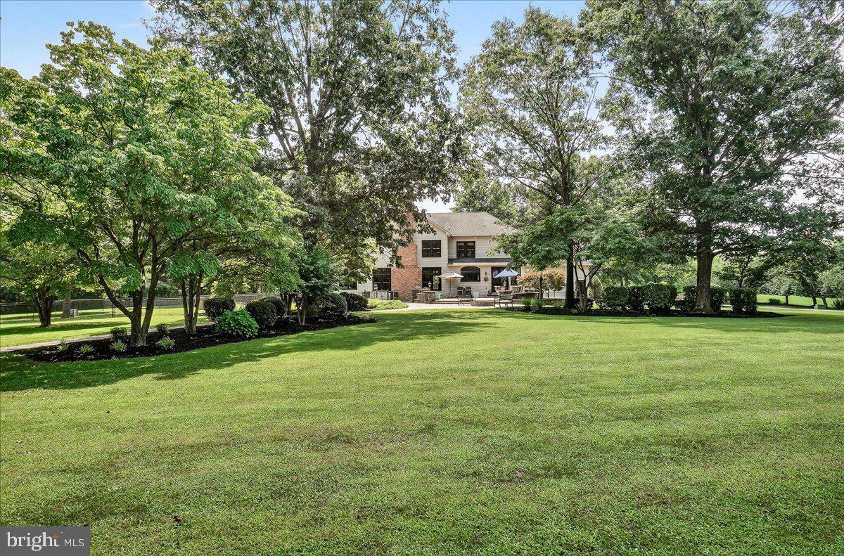 8418 Peters Rd