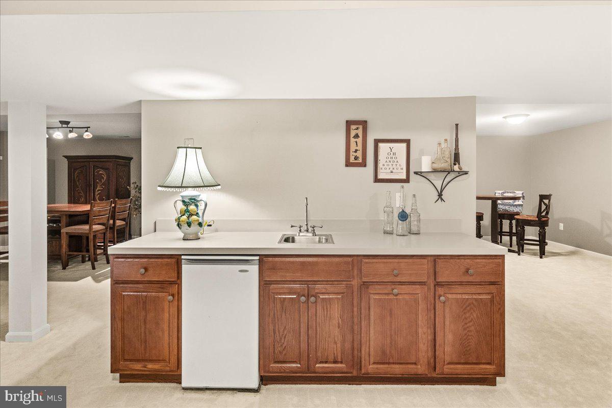 4042 Lomar