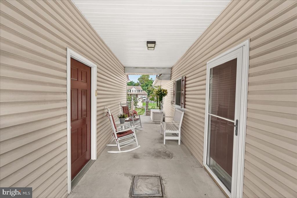 151 N Carroll St