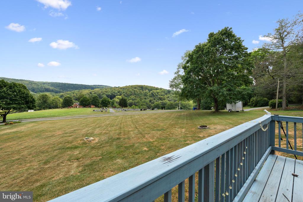 11335 Meeting House Rd