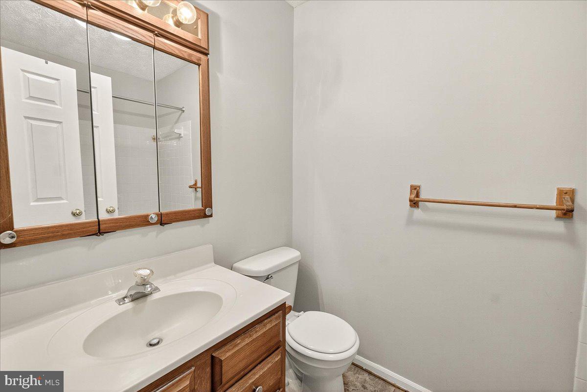 619 Himes Ave #105