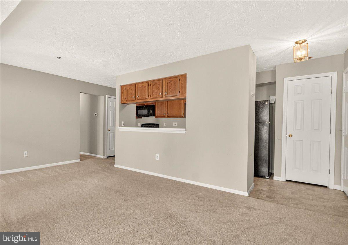 619 Himes Ave #105