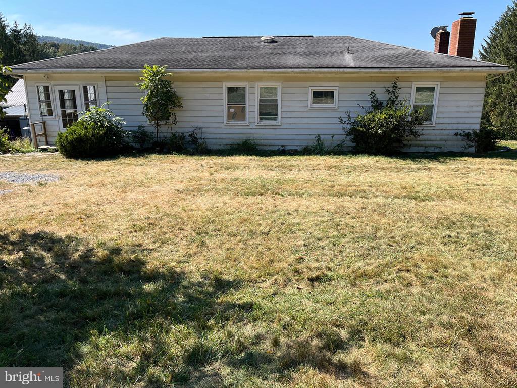 17425 SUNSHINE TRAIL